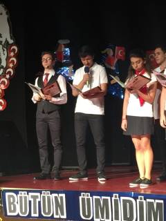 Evrensel Kolej